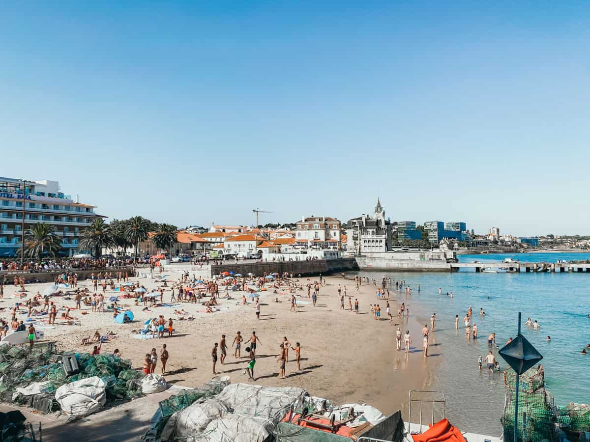 zomervakantie Lissabon is perfect om stranden aan de Costa de Lisboa te bezoeken, zoals de stranden in Cascais