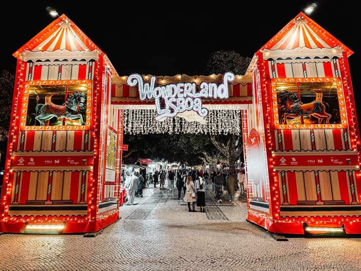 Lisbon's Christmas Markets Thrill Visitors with Traditional Festas Dec 19